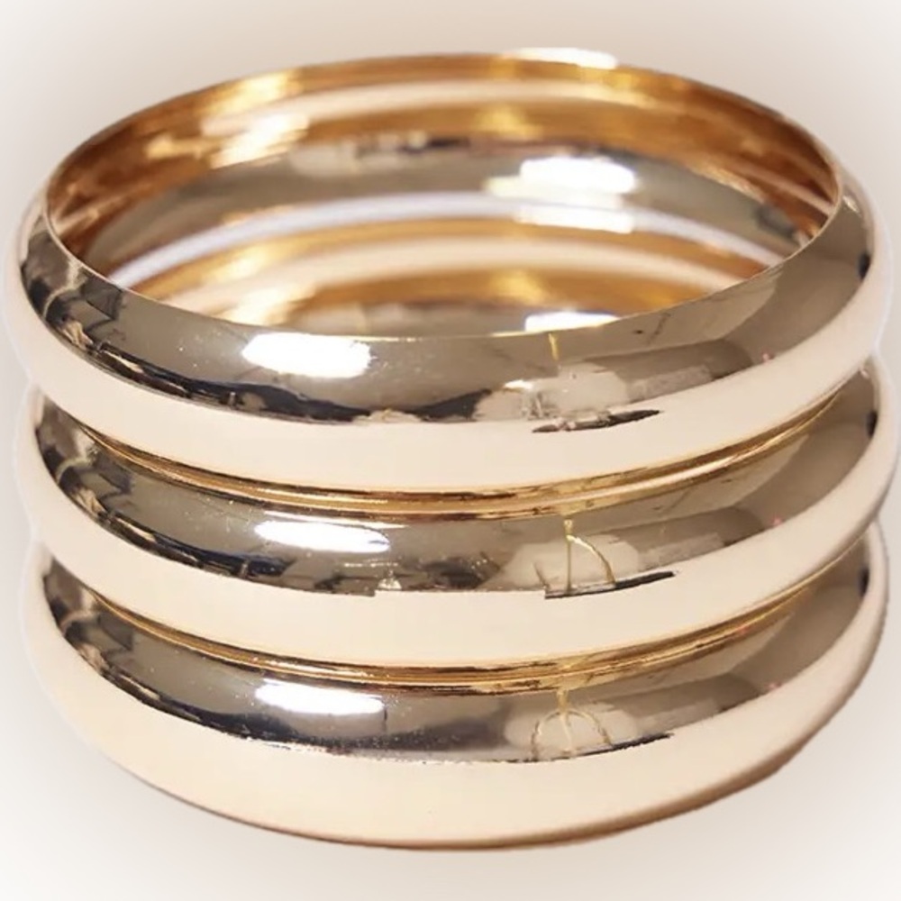 PrettyLittleThing Gold-Tone Stackable Bangle Set